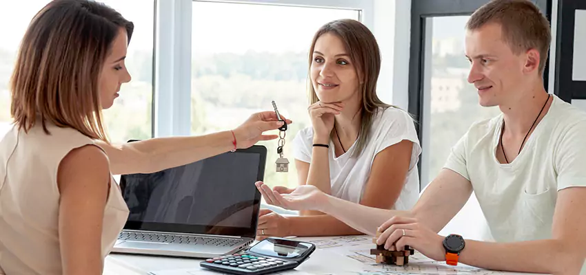Situations Where Selling Your Apartment is Most Practical in Syosset, NY