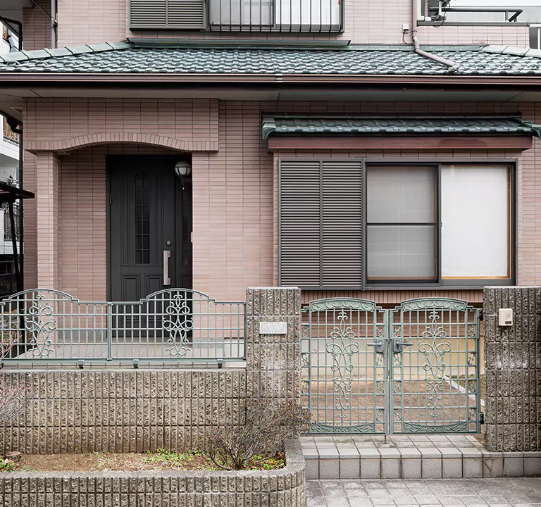 The Most Trusted Company to Sell Damaged House in Syosset