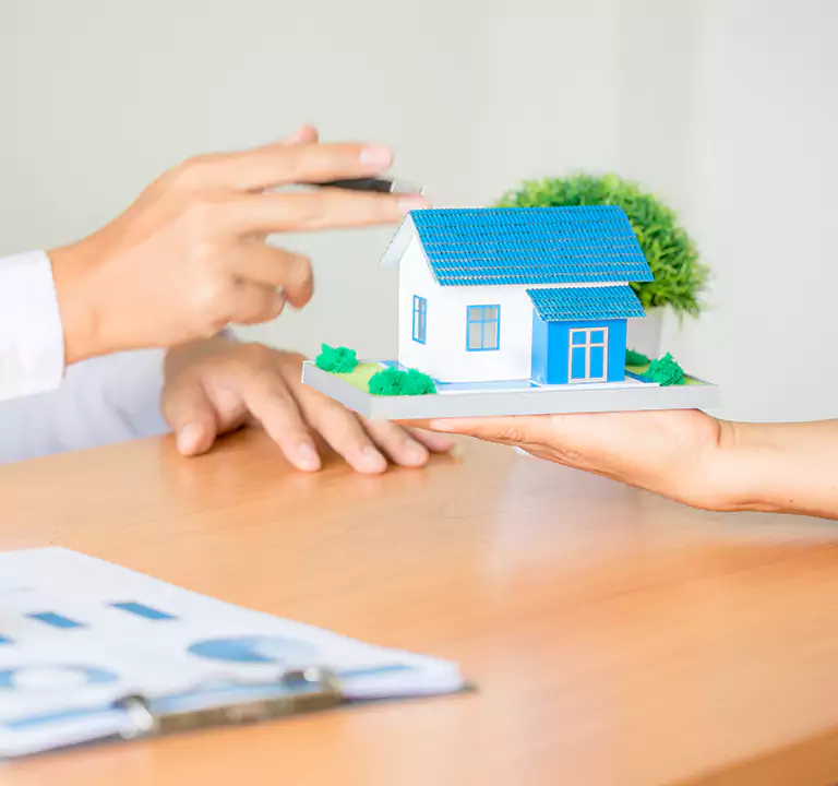 Why Choose Us to Sell a House with a Reverse Mortgage in Syosset, NY?