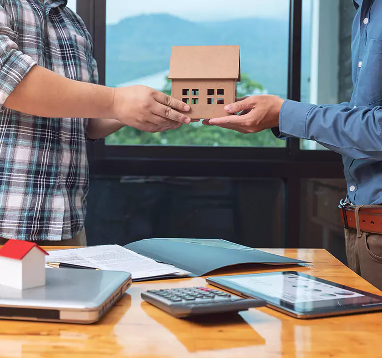 What Sets Syosset Cash Buyers Different From Others in  Syosset?